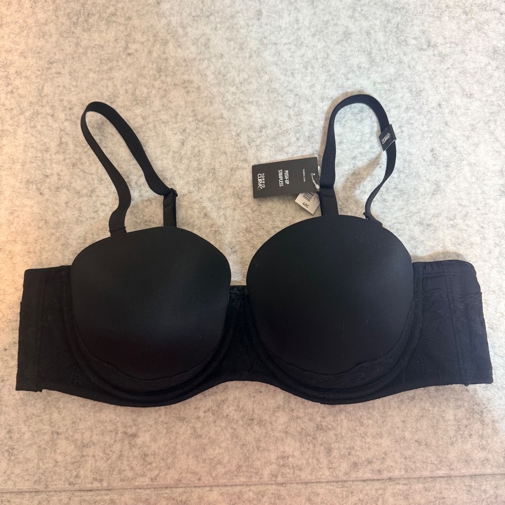 Torrid Push-Up Strapless Bra Women 40C Black Multiway Convertible Lace Trim NWT
